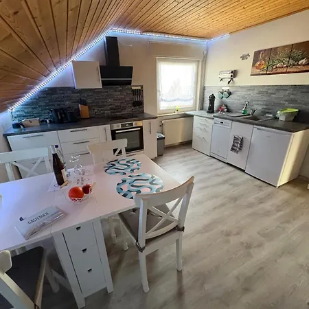 Gemuetliche Schlossblick In Am Rhein - Rheingau